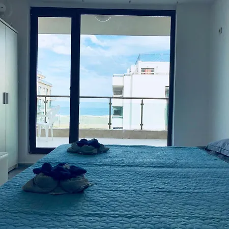 Beach Апартаменты *